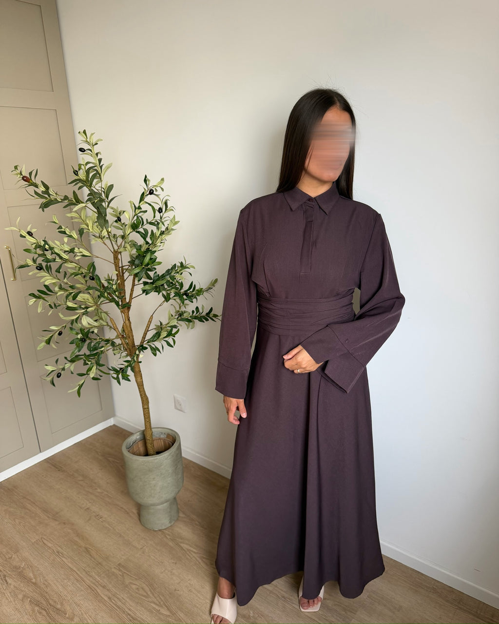 Robe longue avec ceinture prune