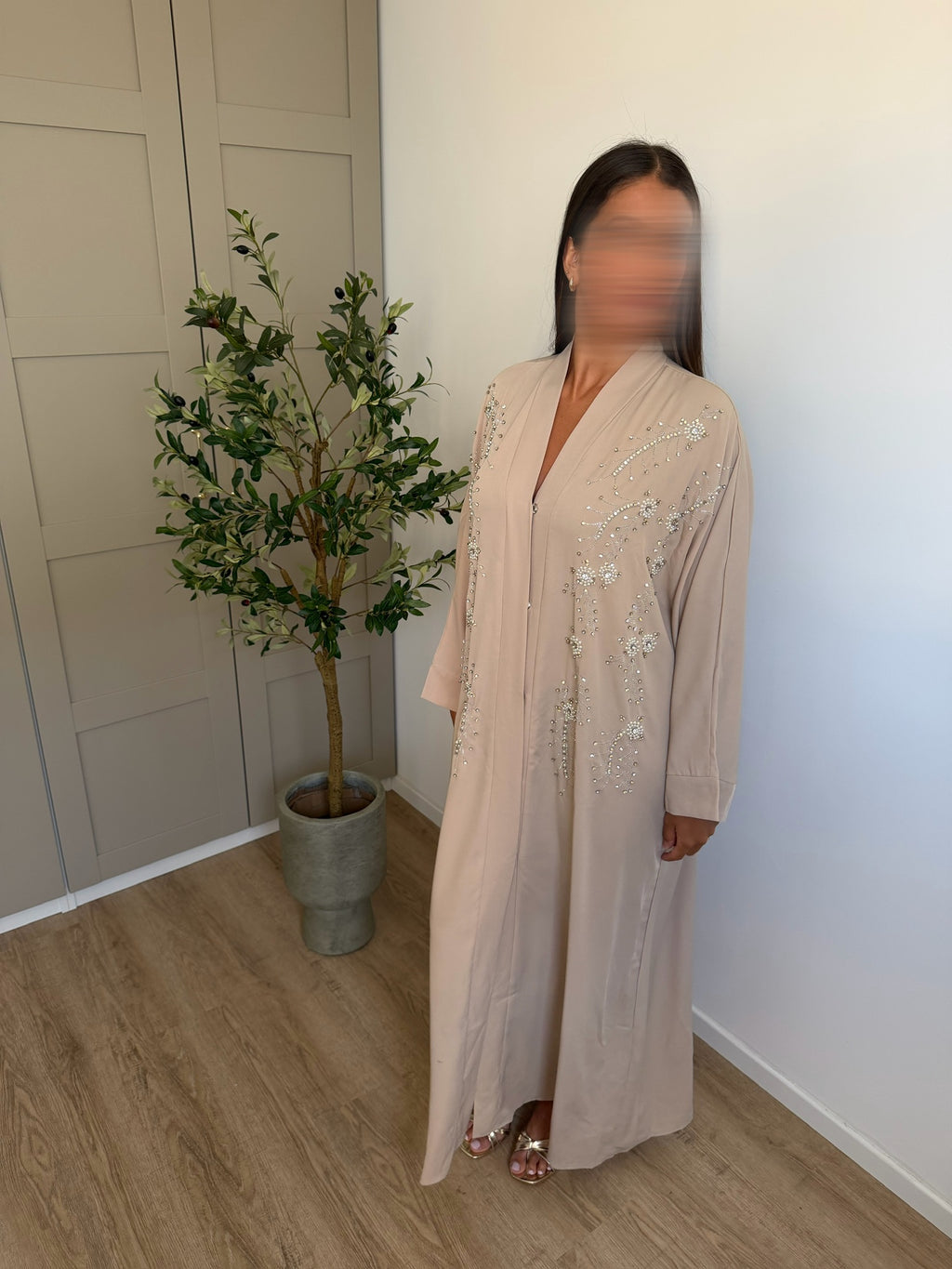 Abaya perlée beige