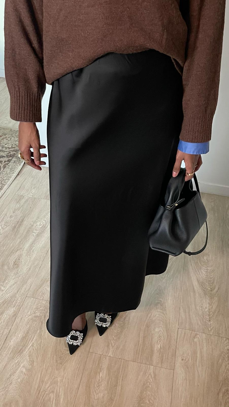 Jupe trapèze satinée noir